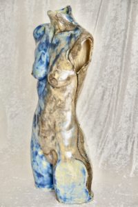 Skulptur torso Frau